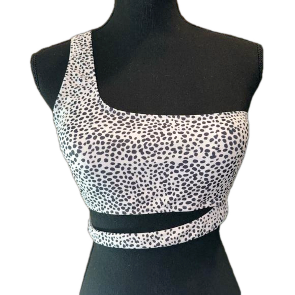 EUC SHEIN Women's White and Black Crop-top it top BIKINY 
Sz L
